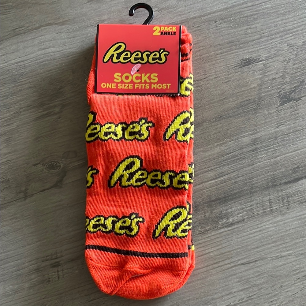 Reese’s sock 2 pair NWT
